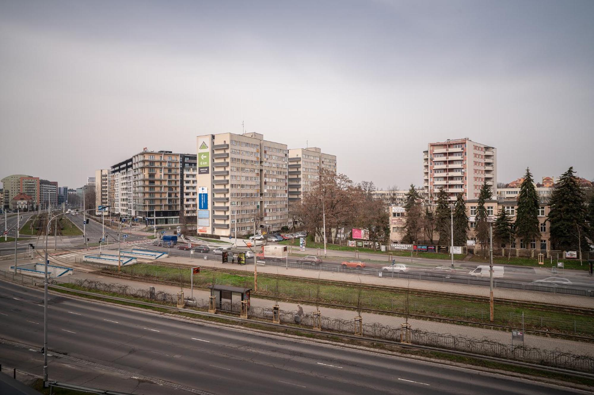 Rentplanet - Legnicka Residence Breslau Exterior foto